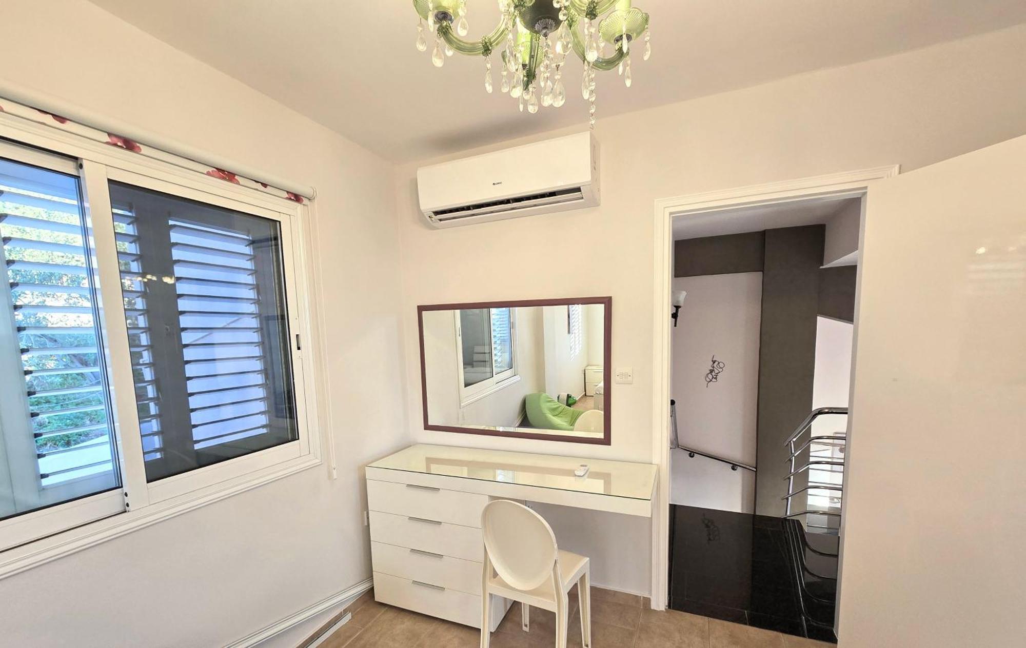 Paphos Central Penthouse Ngoại thất bức ảnh